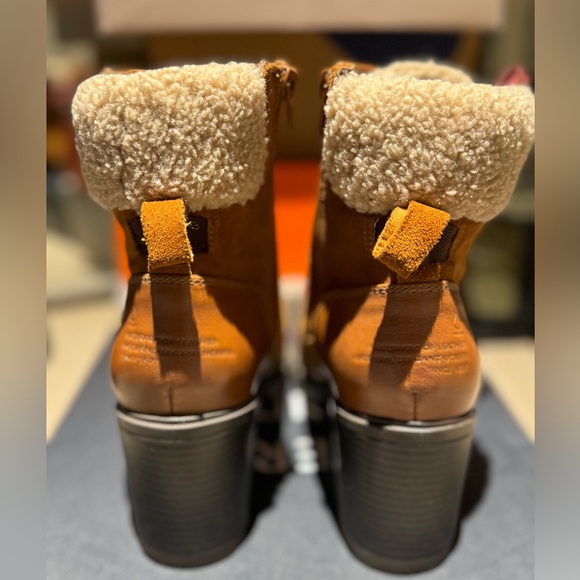 NATURALIZER Myla Womens Leather Cold Weather Combat & Lace-Up Boots. - Picture 7 of 10